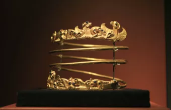 Μενδώνη για τον χρυσό των Σκυθών στην Ουκρανία: Αποτρόπαια λεηλασία - Δεν το κάνουν για πρώτη φορά οι Ρώσοι