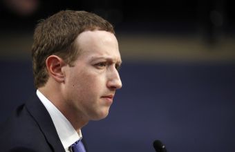 Zuckerberg: Mιλά για απολύσεις και υπάλληλος τον ρωτά για άδεια διακοπών