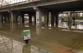 Φούσκωσε ο Πηνειός στα Τρίκαλα. Άνοδος στάθμης νερού σε ποτάμια στο Άργος