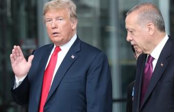 Τραμπ προειδοποιεί Ερντογάν: «Ξένη ανάμιξη» θα περιπλέξει τα πράγματα στη Λιβύη