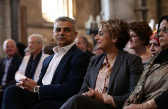 Βρετανία: Ένα καλύτερο Λονδίνο υπόσχεται ο πρώτος μουσουλμάνος δήμαρχος 