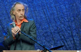 Πέθανε ο Κόνγουεϊ Σάβατζ, πιανίστας των Nick Cave & The Bad Seeds