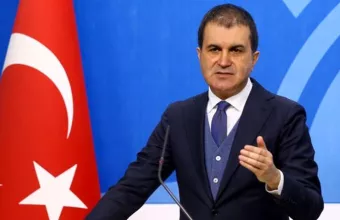 Ο Ομέρ Τσελίκ, εκπρόσωπος του κόμματος του Ερντογάν