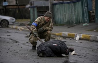 Μπούκα: Η μαρτυρική πόλη που φρέναρε τη ρωσική επιδρομή στο Κίεβο – Οι εικόνες της φρίκης