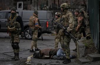 Μαζικές οι ενδείξεις για εγκλήματα πολέμου στην Ουκρανία, λέει το Βερολίνο
