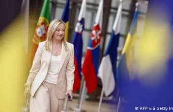 Μελόνι εναντίον ΕΛΚ για τα ευρωπαϊκά αξιώματα