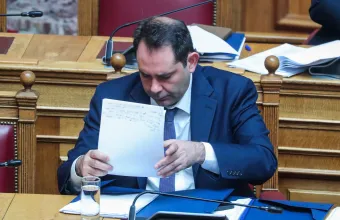 Θάνος Πετραλιάς