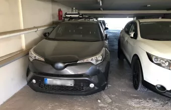 Ρόδος: Δύο τουρίστριες πήγαν πατήσουν με το αυτοκίνητο πατέρα και γιο 