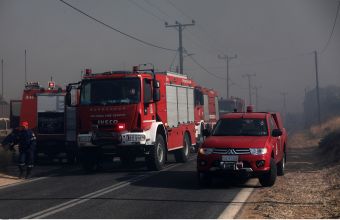 Φωτιά στη Δροσιά Αχαΐας -Προληπτική εκκένωση του οικισμού