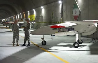 Η Τεχεράνη διαψεύδει, οι Φρουροί της Επανάστασης πανηγυρίζουν για τα ιρανικά drones - Βίντεο