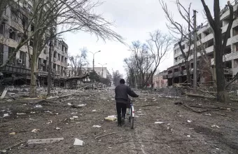 Ουκρανία: Εξαντλούνται τα τελευταία αποθέματα τροφίμων και νερού στη Μαριούπολη