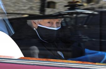 Η βασίλισσα Ελισάβετ θα πληρώσει «τα σπασμένα» του πρίγκιπα Άντριου- 12 εκατ. λίρες θα στοιχήσει το σεξουαλικό σκάνδαλο 