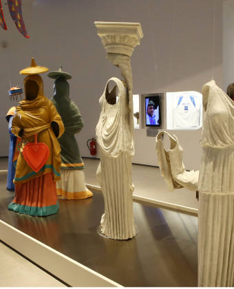 Αγάλματα σε μουσείο 