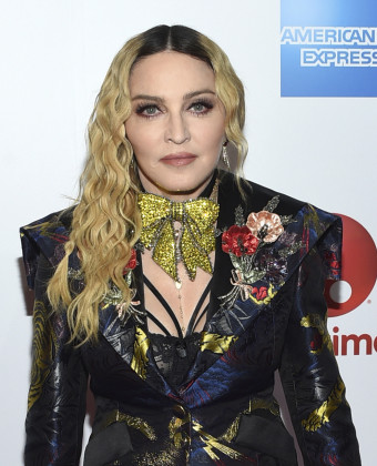 Το ξέσπασμα της Madonna για τους επικριτές του γυμνού της άβαταρ: Δεν γεννάω δέντρα, γεννάω τέχνη