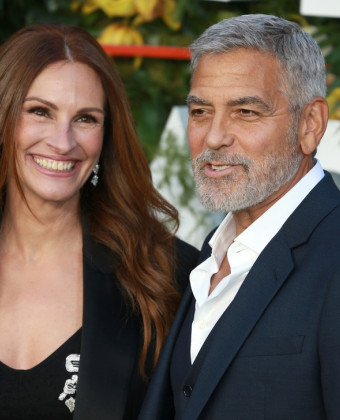 H Julia Roberts φόρεσε ένα φόρεμα με το πρόσωπο του George Clooney