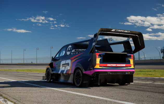 ford_pikes_peak_04.jpeg