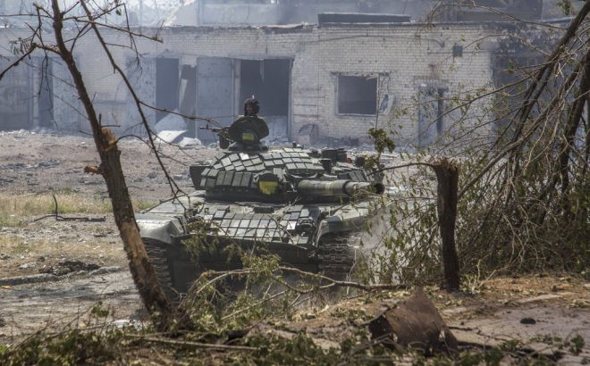 Πόλεμος στην Ουκρανία - Ντονέτσκ: 5 ξένοι δικάζονται για "μισθοφορική δράση" από αυτονομιστές