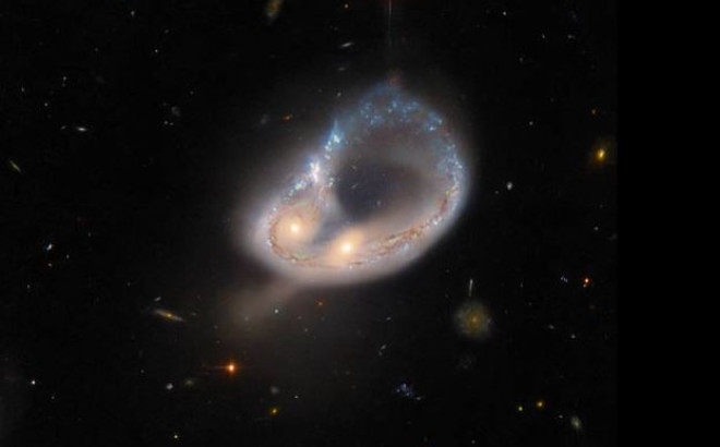 Σύγκρουση γαλαξιών