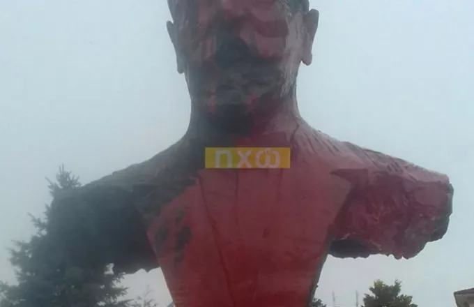 Βανδαλισμός στο άγαλμα του Ελευθερίου Βενιζέλου στη Φλώρινα