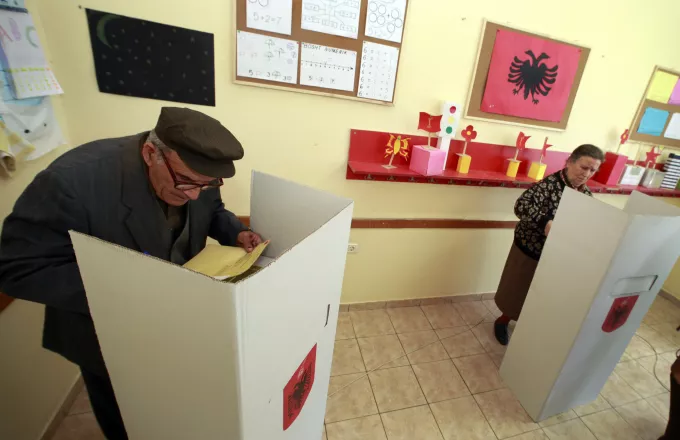 Εντείνεται το πολιτικό αδιέξοδο στην Αλβανία για τις δημοτικές εκλογές 
