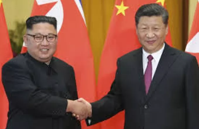 Αφίχθη στη Βόρεια Κορέα ο Κινέζος πρόεδρος Σι Τζινπίνγκ