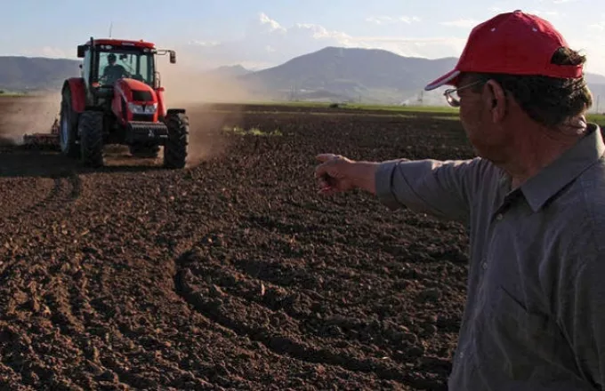 ΟΠΕΚΕΠΕ: Πιστώνεται το 70% της βασικής ενίσχυσης σε 540.000 αγρότες