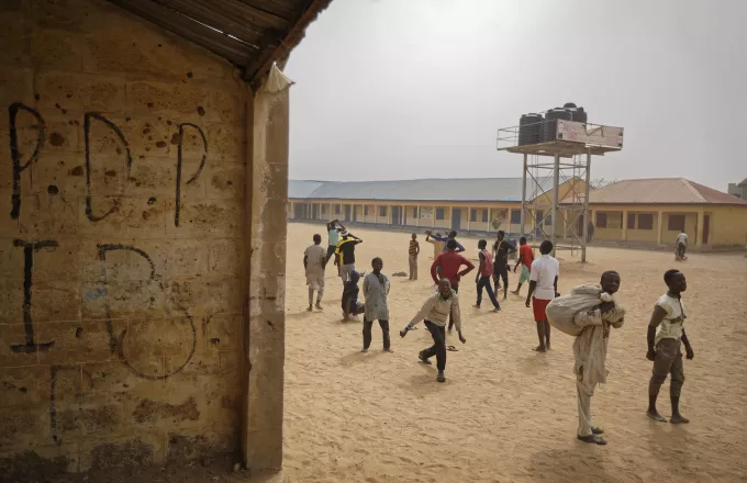 Νιγηρία: Αλυσόδεναν και βίαζαν μαθητές σε ισλαμικό σχολείο- Πάνω από 300 θύματα