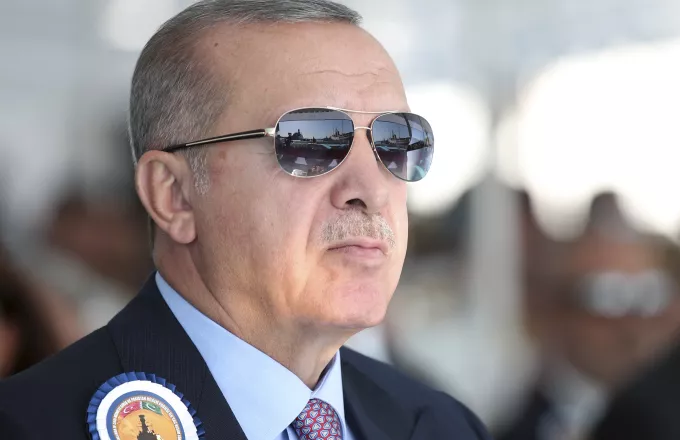 Ο  Ερντογάν προειδοποιεί για επικείμενη στρατιωτική επιχείρηση στη Συρία