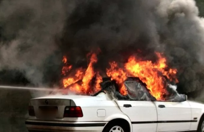 Φωτιά σε αυτοκίνητο στην Εγνατία Οδό