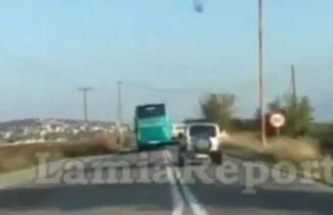 Σε βίντεο η τρελή πορεία λεωφορείου του ΚΤΕΛ στη Λαμία : Επικίνδυνοι ελιγμοί και μανούβρες