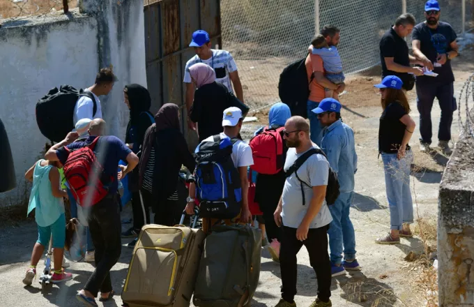 Έρευνα: Τι πιστεύουν οι Έλληνες για το μεταναστευτικό - προσφυγικό