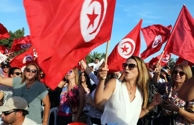Τυνησία εκλογές:  Νίκη για το μετριοπαθές ισλαμιστικό κόμμα Ενάχντα