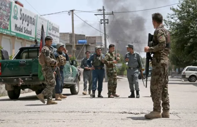 Αφγανιστάν - επίθεση: Τουλάχιστον 2 νεκροί αστυνομικοί και 20 παιδιά τραυματισμένα