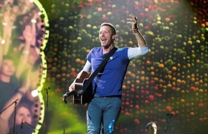Coldplay: Το νέο τους τραγούδι αφορά τον έλεγχο των όπλων