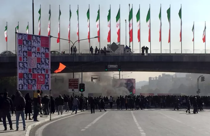 Κυρώσεις από ΗΠΑ στο Ιράν για «καταστολή» σε βάρος των διαδηλωτών