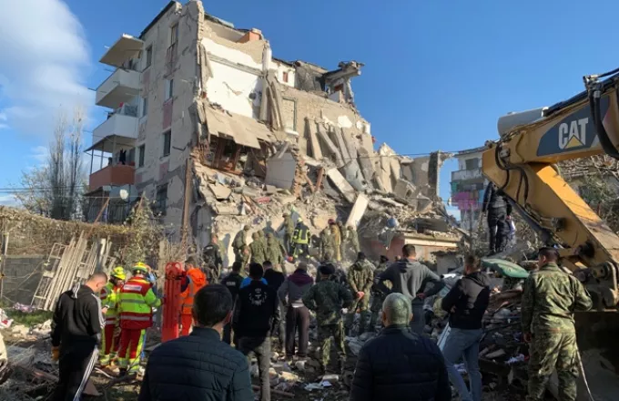 Αλβανία: Στους 31 νεκρούς έχει φθάσει ο απολογισμός του σεισμού - Φόβοι ότι θα αυξηθεί