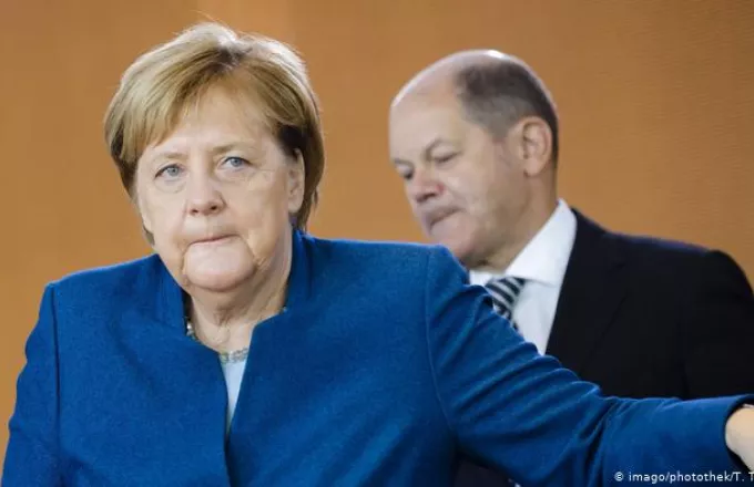 Γερμανία: Σύμβουλος υπουργείου βγάζει 93.000 ευρώ περισσότερα της Μέρκελ