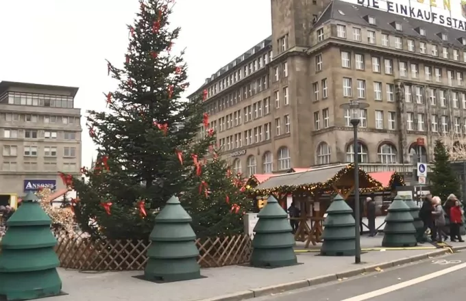 Γερμανία: Χριστουγεννιάτικα δέντρα «ασπίδες» σε περίπτωση τρομοκρατικής επίθεσης