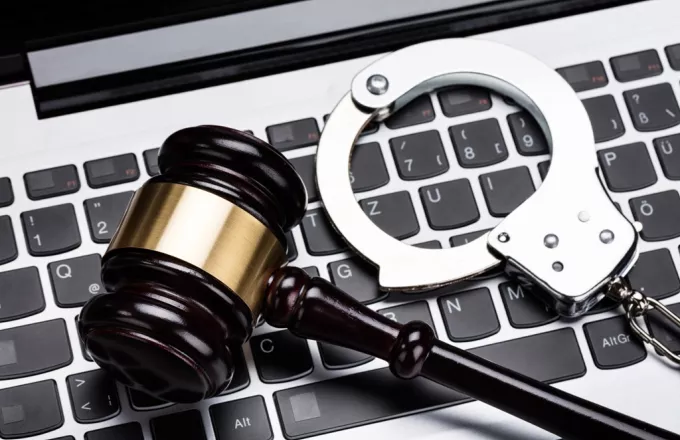 Δίωξη Ηλεκτρονικού Εγκλήματος: Σύλληψη ατόμου για πορνογραφία ανηλίκων, μέσω διαδικτύου
