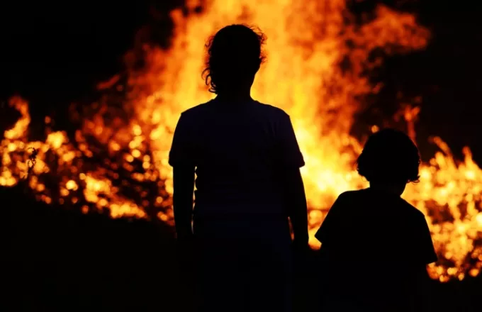 Γαλλία: Δύο παιδιά έχασαν τη ζωή τους σε πυρκαγιά που ξέσπασε σε σπίτι