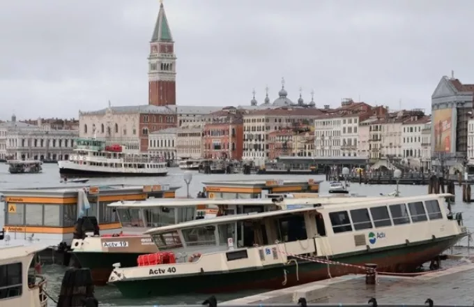 Ιταλία: H Unesco απευθύνει έκκληση για την εφαρμογή του σχεδίου MOSES για τη Βενετία