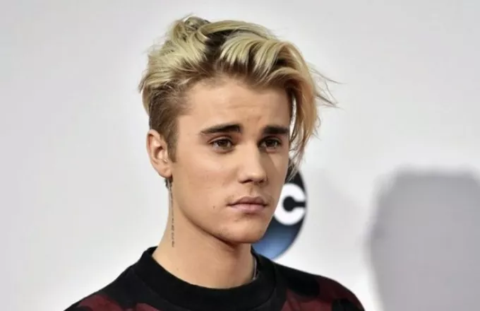 Ο Justin Bieber κάνει την αυτοκριτική του: Ήμουν μικρός κι ακαλλιέργητος, συγγνώμη