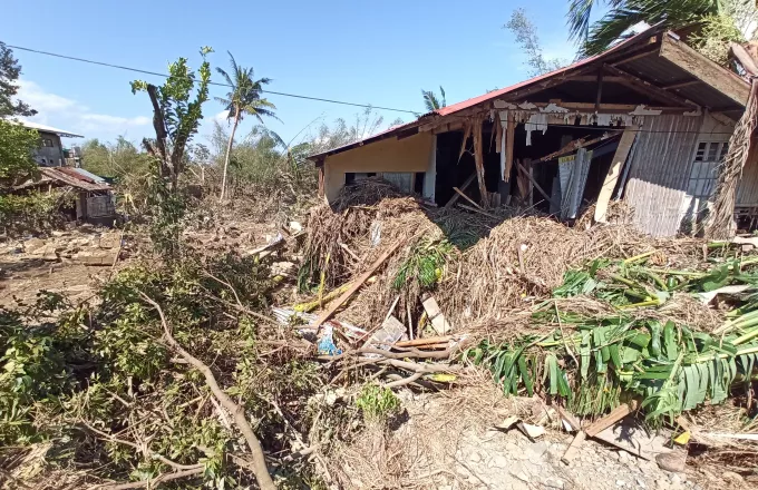 Στους 41 οι νεκροί από τον τυφώνα Φανφόν στις Φιλιππίνες
