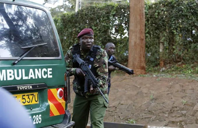 Κένυα: Τουλάχιστον οχτώ νεκροί από επίθεση φερόμενων ισλαμιστών μαχητών