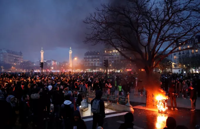 Γαλλία: Σήμερα διαδήλωσαν λιγότεροι σύμφωνα με το υπουργείο Εσωτερικών