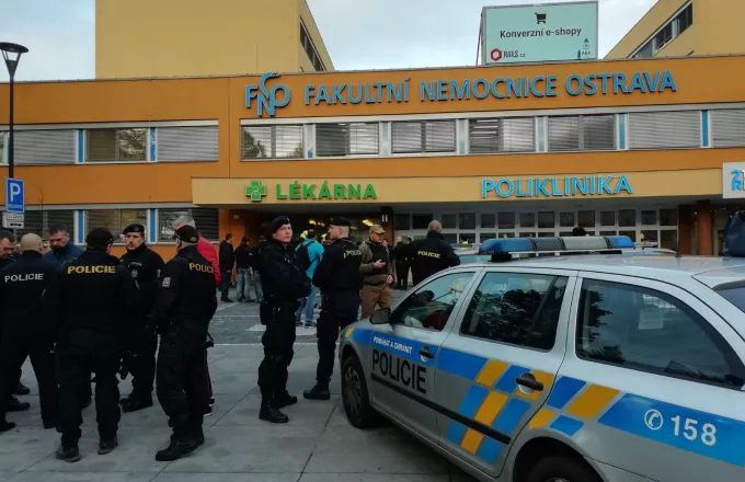 Συναγερμός στην Τσεχία: Πυροβολισμοί σε νοσοκομείο - Στους έξι οι νεκροί (pic)