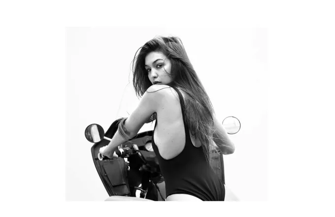 Gigi Hadid: Η αισθησιακή φωτογράφιση της με αντρικά εσώρουχα που εντυπωσίασε 