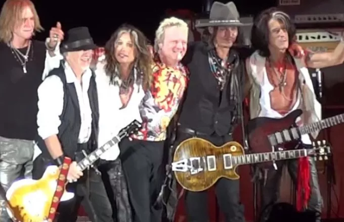 Ο Τζόνι Ντεπ «τζαμάρει» με τους Aerosmith για τα 50 χρόνια καριέρας τους (Vid)
