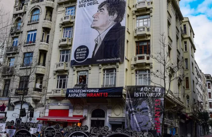 Τουρκία: Ογκώδης διαδήλωση στην Κωνσταντινούπολη για τη δολοφονία δημοσιογράφου