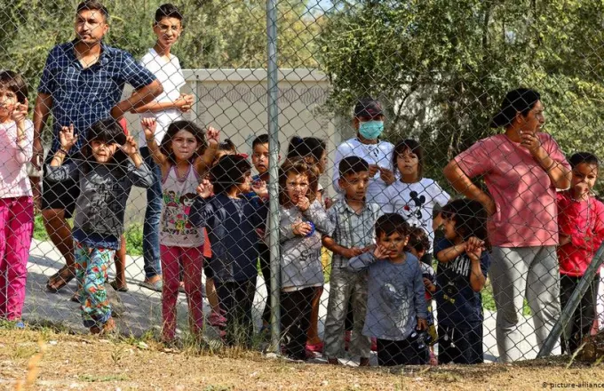 Γερμανία: To Πότσνταμ θέλει να δεχθεί 5 προσφυγόπουλα από τα ελληνικά νησιά